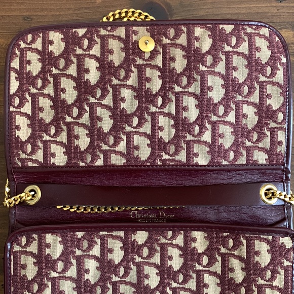 Vintage Christian Dior Burgundy Trotter Chain Shoulder Bag - Picture 3 of 11